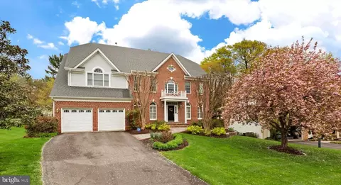 9512 Macy Ave, Vienna, VA 22182