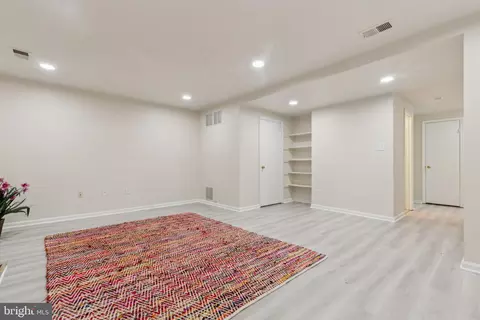 Living - 7879 Wintercress Ln, Springfield, VA 22152 photo 5 of 5