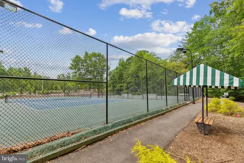 View/Area - 7879 Wintercress Ln, Springfield, VA 22152 photo 1 of 1