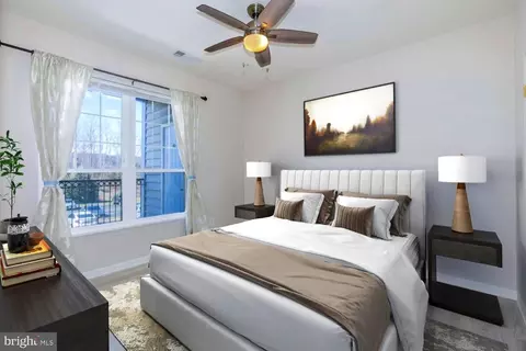 Bedroom - 1530 Spring Gate Dr #9213, Mclean, VA 22102 photo 1 of 1