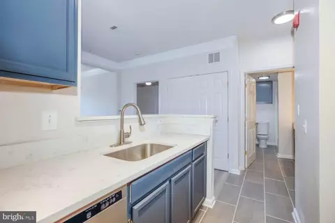 Kitchen - 1530 Spring Gate Dr #9213, Mclean, VA 22102 photo 1 of 2