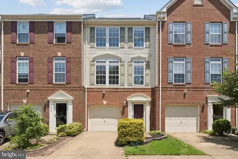 2928 Huntington Grove Sq, Alexandria, VA 22306