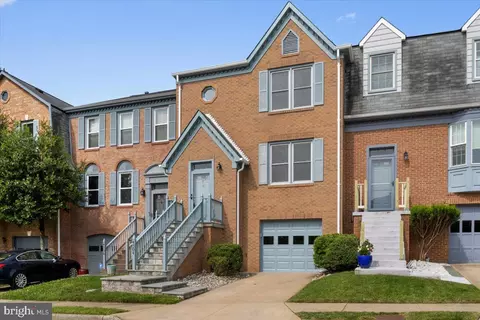 4504 Sawgrass Ct, Alexandria, VA 22312