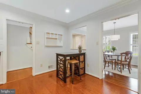 1153 Randolph Rd, Mclean, VA 22101 photo 10