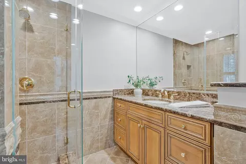 1153 Randolph Rd, Mclean, VA 22101 photo 17