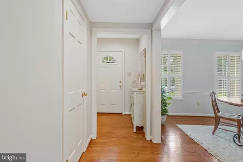 1153 Randolph Rd, Mclean, VA 22101 photo 3
