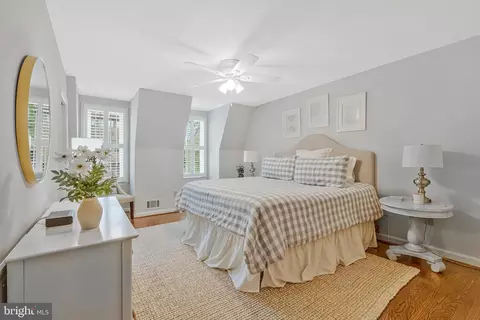 1153 Randolph Rd, Mclean, VA 22101 photo 14