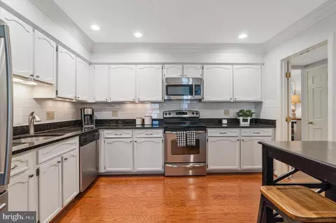 1153 Randolph Rd, Mclean, VA 22101 photo 8