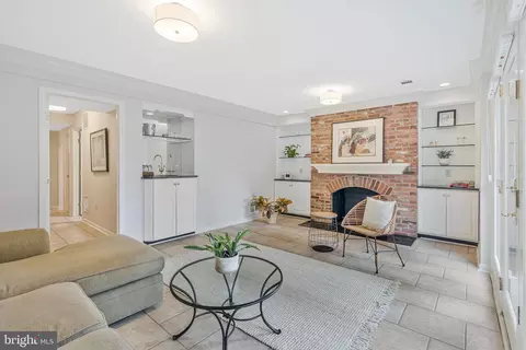 1153 Randolph Rd, Mclean, VA 22101 photo 23