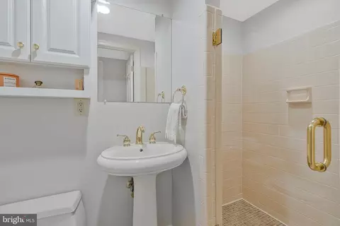 1153 Randolph Rd, Mclean, VA 22101 photo 28