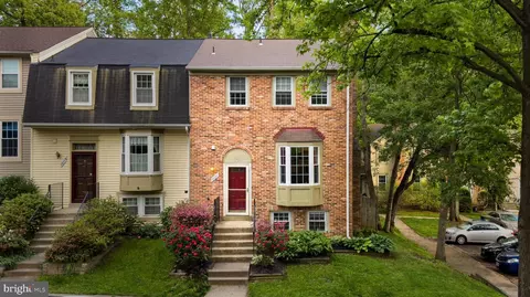 10121 Wood Green Way, Burke, VA 22015