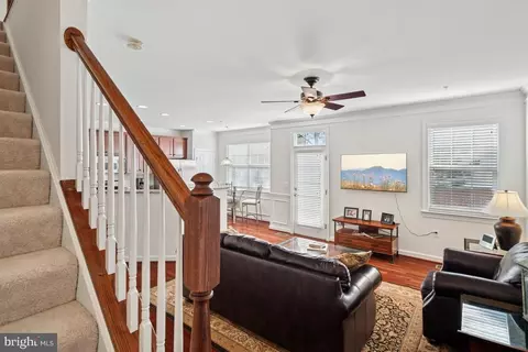 2529 Pascal Pl, Herndon, VA 20171 photo 11