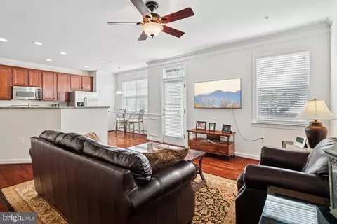 2529 Pascal Pl, Herndon, VA 20171 photo 8