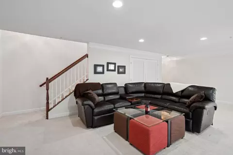 2529 Pascal Pl, Herndon, VA 20171 photo 23