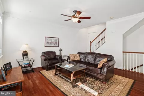2529 Pascal Pl, Herndon, VA 20171 photo 9
