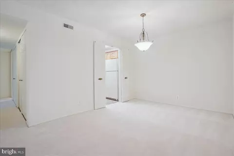 7621 Tremayne Pl #303, Mclean, VA 22102 photo 10