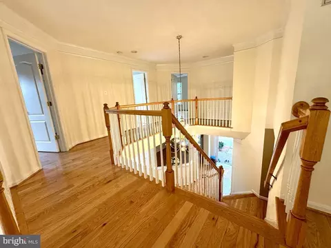 Entry Way - 7615 Mcweadon Ln, Springfield, VA 22150 photo 12 of 13