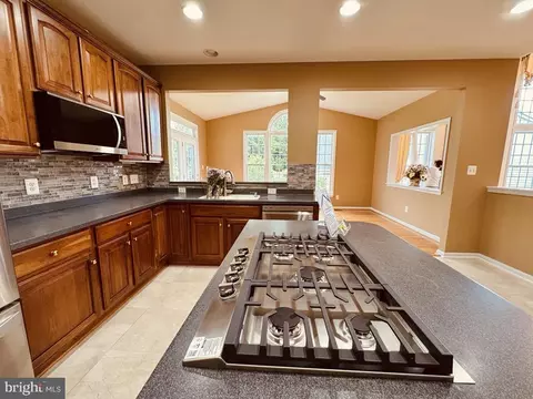 Kitchen - 7615 Mcweadon Ln, Springfield, VA 22150 photo 2 of 3