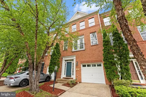13586 Big Boulder Rd, Herndon, VA 20171