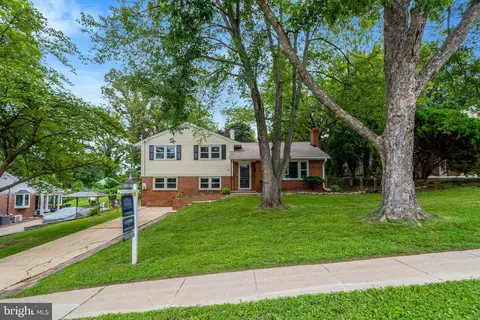 7507 Mendota Pl, Springfield, VA 22150 photo 2