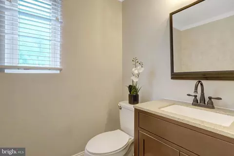 7507 Mendota Pl, Springfield, VA 22150 photo 26