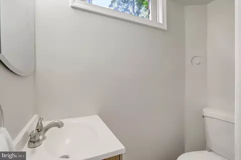 7507 Mendota Pl, Springfield, VA 22150 photo 43