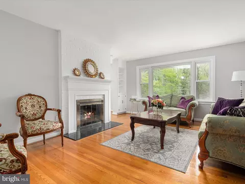 5226 Easton Dr, Springfield, VA 22151 photo 4