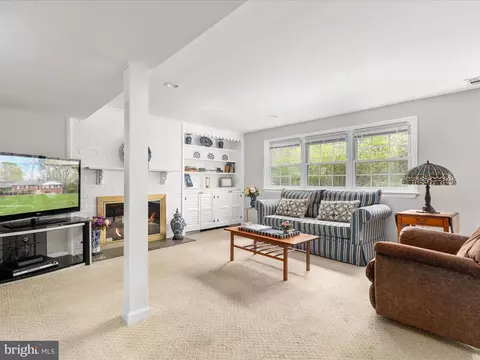 5226 Easton Dr, Springfield, VA 22151 photo 20