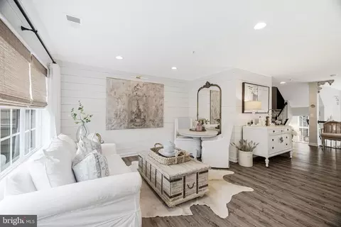 1885 Crescent Park Dr, Reston, VA 20190 photo 21