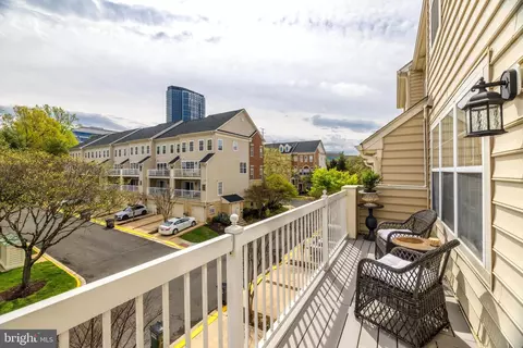 1885 Crescent Park Dr, Reston, VA 20190 photo 50