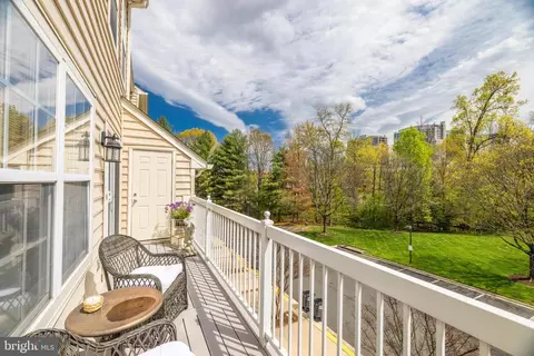 1885 Crescent Park Dr, Reston, VA 20190 photo 49