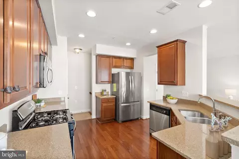 2506 Einstein St #259, Herndon, VA 20171 photo 16