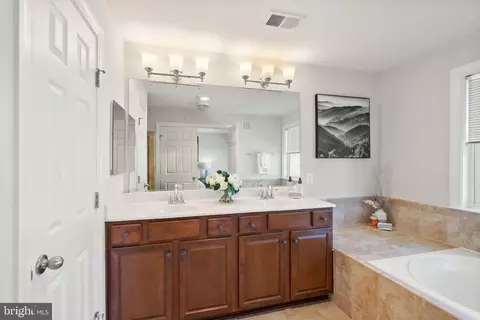 2506 Einstein St #259, Herndon, VA 20171 photo 40
