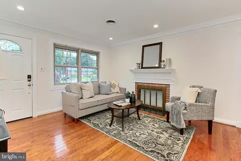 Living - 5000 Terrell St, Annandale, VA 22003 photo 1 of 4