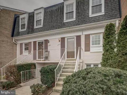 14373 Saguaro Pl, Centreville, VA 20121