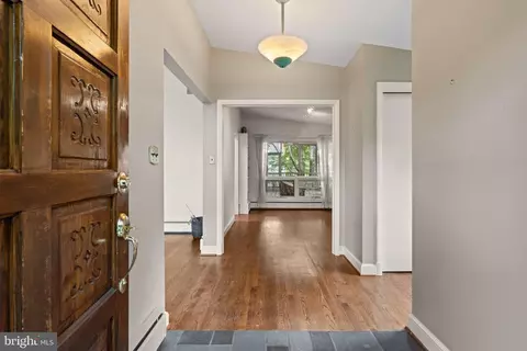 6802 Nesbitt Pl, Mclean, VA 22101 photo 3