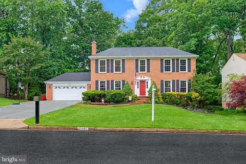 2501 Freetown Dr, Reston, VA 20191