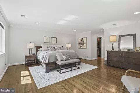 Bedroom - 1016 Bellview Rd, Mclean, VA 22102 photo 4 of 11