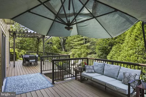 Exterior - 1016 Bellview Rd, Mclean, VA 22102 photo 5 of 43