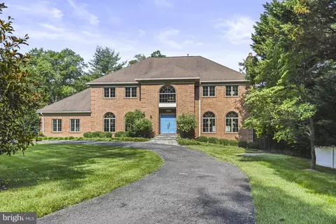 Exterior - 1016 Bellview Rd, Mclean, VA 22102 photo 15 of 43