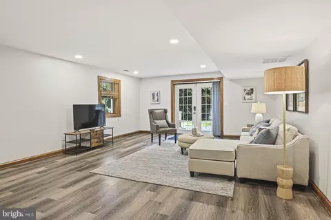 Living - 1016 Bellview Rd, Mclean, VA 22102 photo 3 of 3