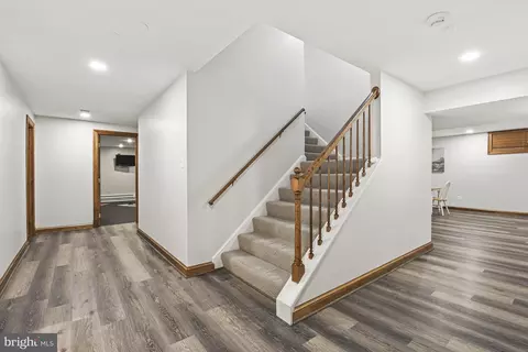 Entry Way - 1016 Bellview Rd, Mclean, VA 22102 photo 9 of 9