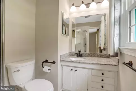 Bath - 8706 Fox Ridge Rd, Springfield, VA 22152 photo 1 of 7