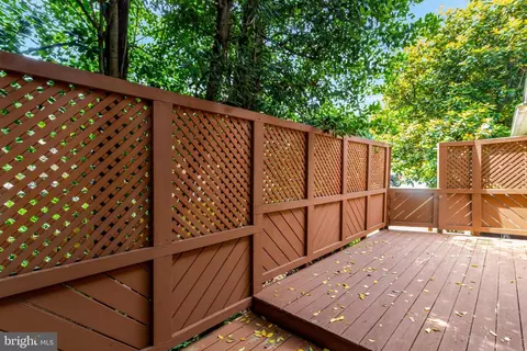 Exterior - 8706 Fox Ridge Rd, Springfield, VA 22152 photo 9 of 16
