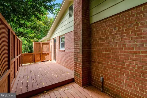Exterior - 8706 Fox Ridge Rd, Springfield, VA 22152 photo 8 of 16