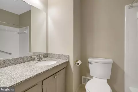 Bath - 8706 Fox Ridge Rd, Springfield, VA 22152 photo 4 of 7
