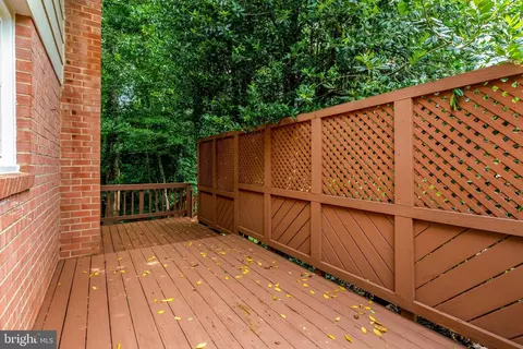 Exterior - 8706 Fox Ridge Rd, Springfield, VA 22152 photo 10 of 16