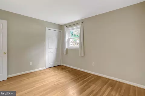 Bedroom - 8706 Fox Ridge Rd, Springfield, VA 22152 photo 8 of 14