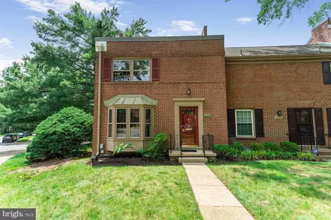 5932 Queenston St, Springfield, VA 22152 photo 33