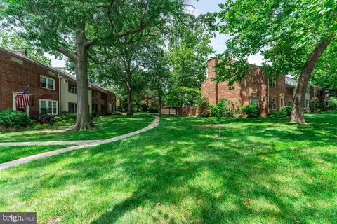 5932 Queenston St, Springfield, VA 22152 photo 32